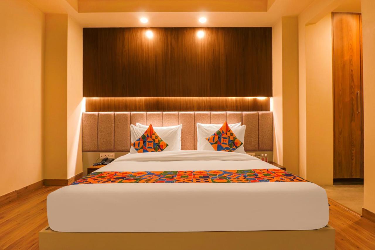 Fabhotel Prime Shanit 德里 外观 照片