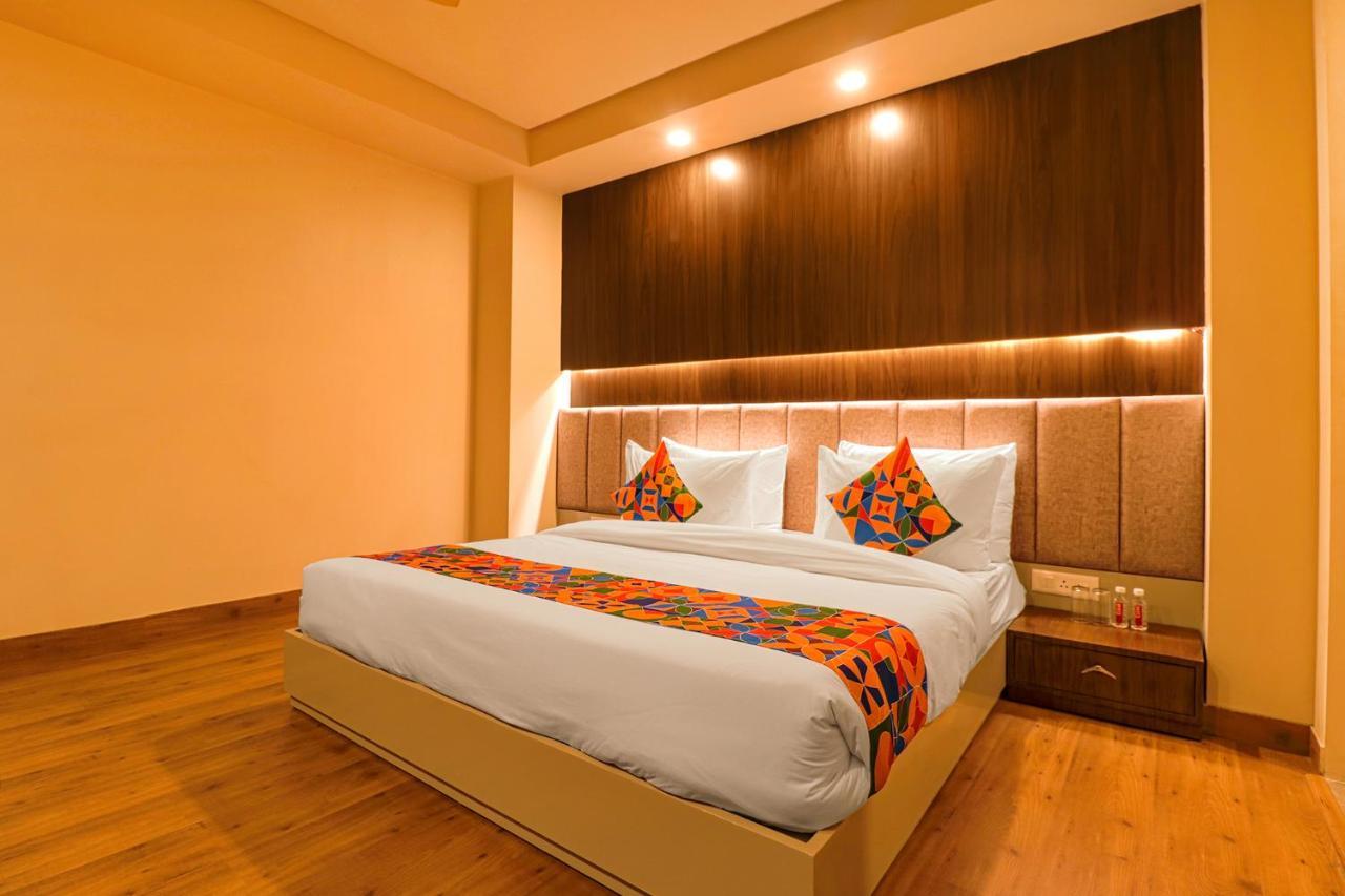 Fabhotel Prime Shanit 德里 外观 照片