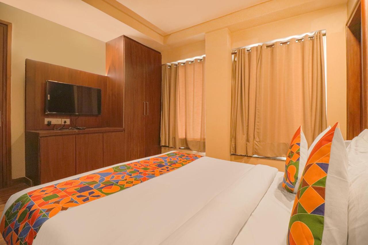 Fabhotel Prime Shanit 德里 外观 照片